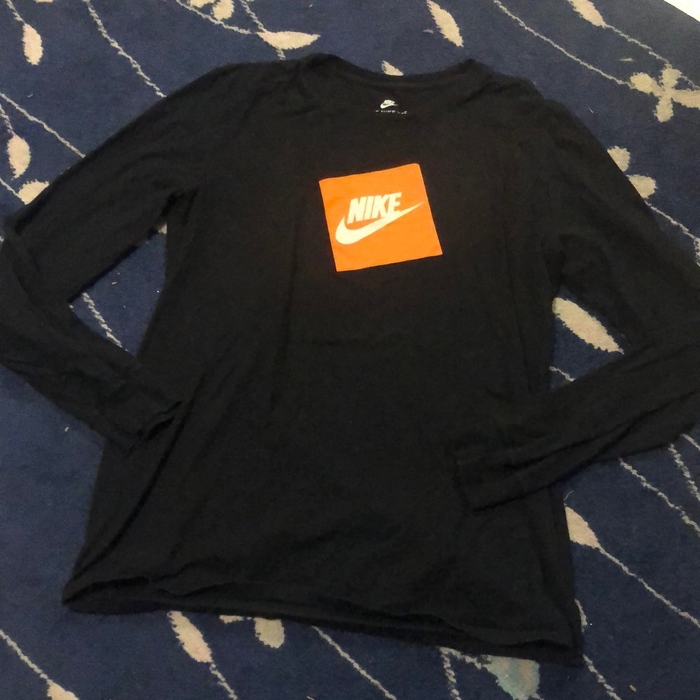 Nike men’s long sleeve black T-shirt with orange future box